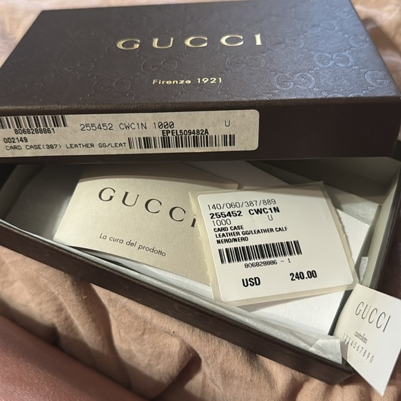 Gucci Card Wallet - Like New - Picture 8 of 8